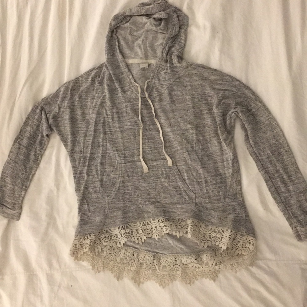 Grey paper crown sweatshirt